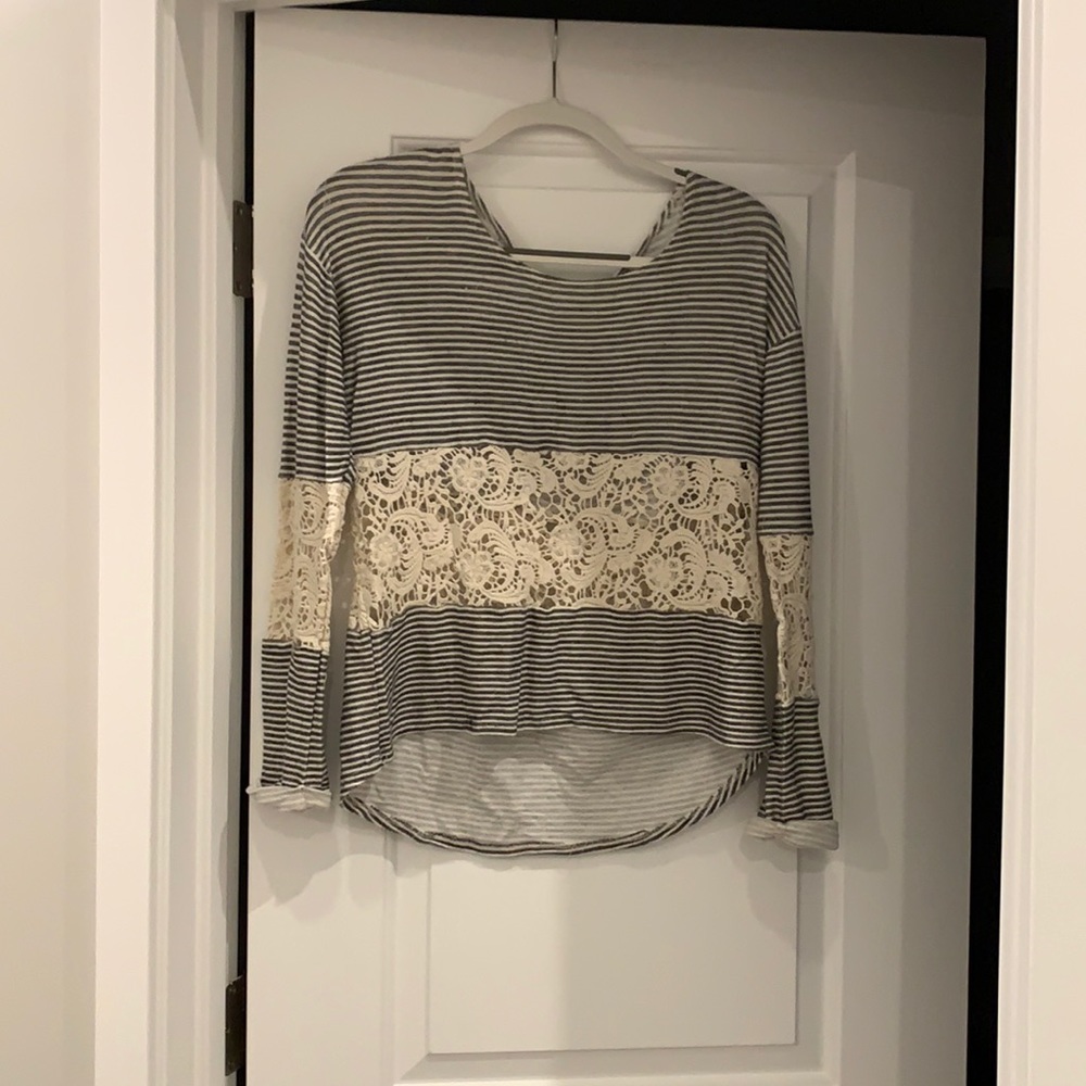 Striped long sleeve tee